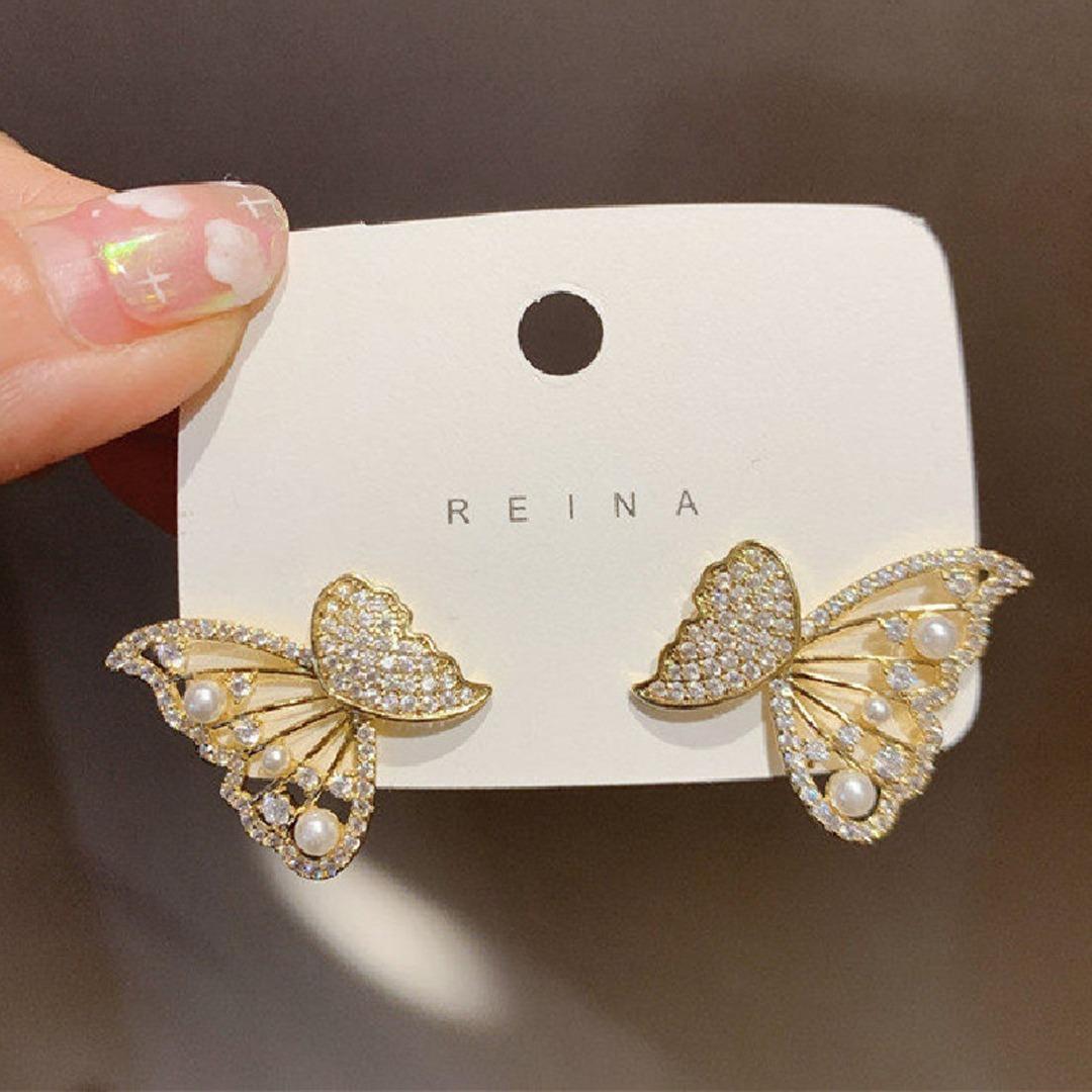 KOREAN Pearl and Cubic Zirconia Stud Earrings For Women and Girls